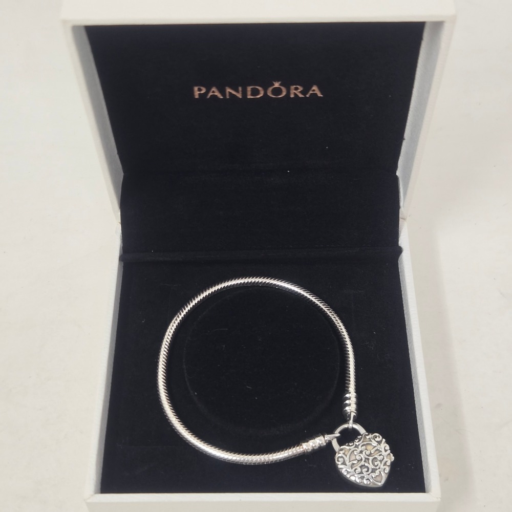 Pandora Retired Regal Heart Padlock Smooth Sterling Silver Bracelet S925 ALE